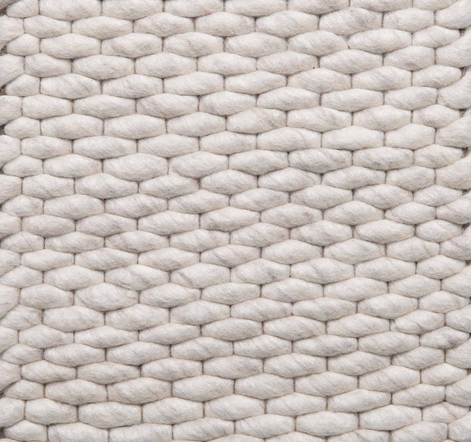 Brinker Carpets Teppich Genua cloud white 815 zoom