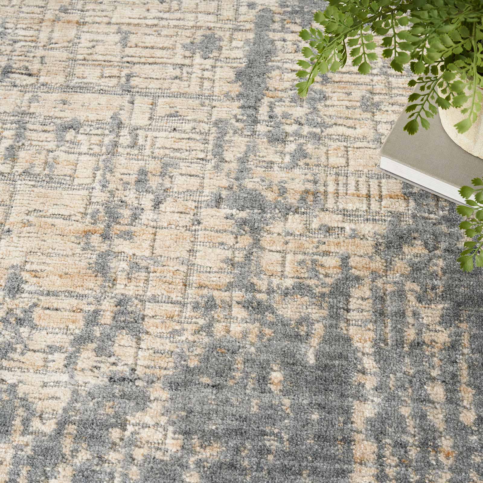 Nourison Teppich Harmony HAY03 SLTBG SLATE BEIGE 8x10 099446936257 interior 2